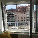 Zonnige Mermoz Koksijde-bad Коксейде